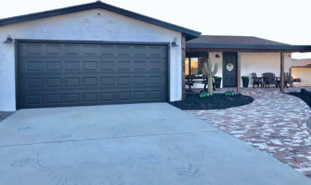 PENDING - Furnished Rental with Beautiful Pool/Spa Available mid August - Long term