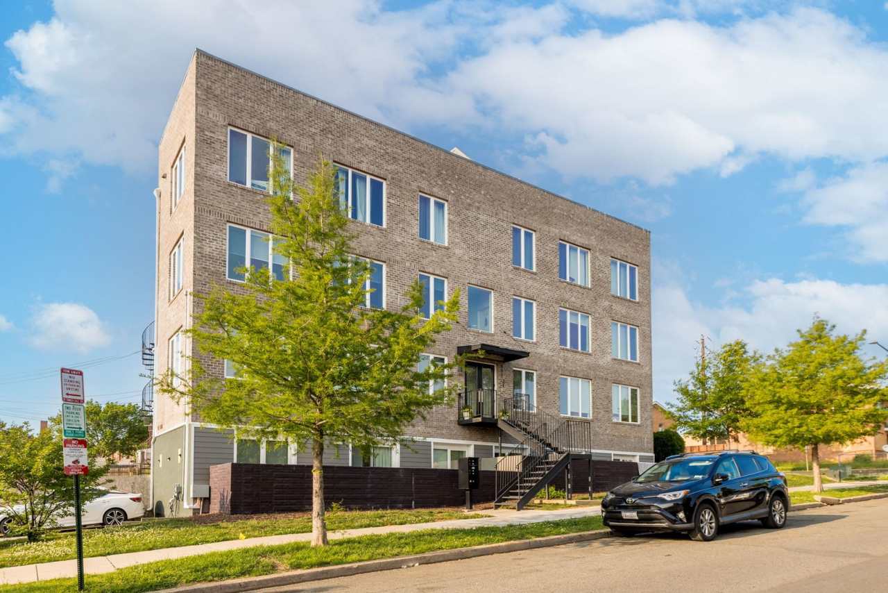 Totally Awesome in Trinidad! 3 bed + 2.5 BA on 2 levels