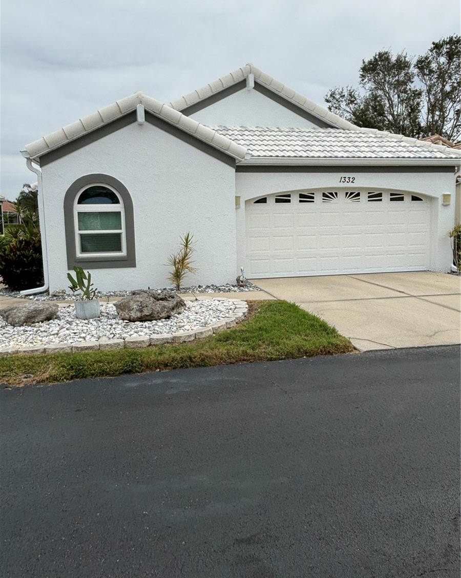 1332 CAPRI ISLES BOULEVARD