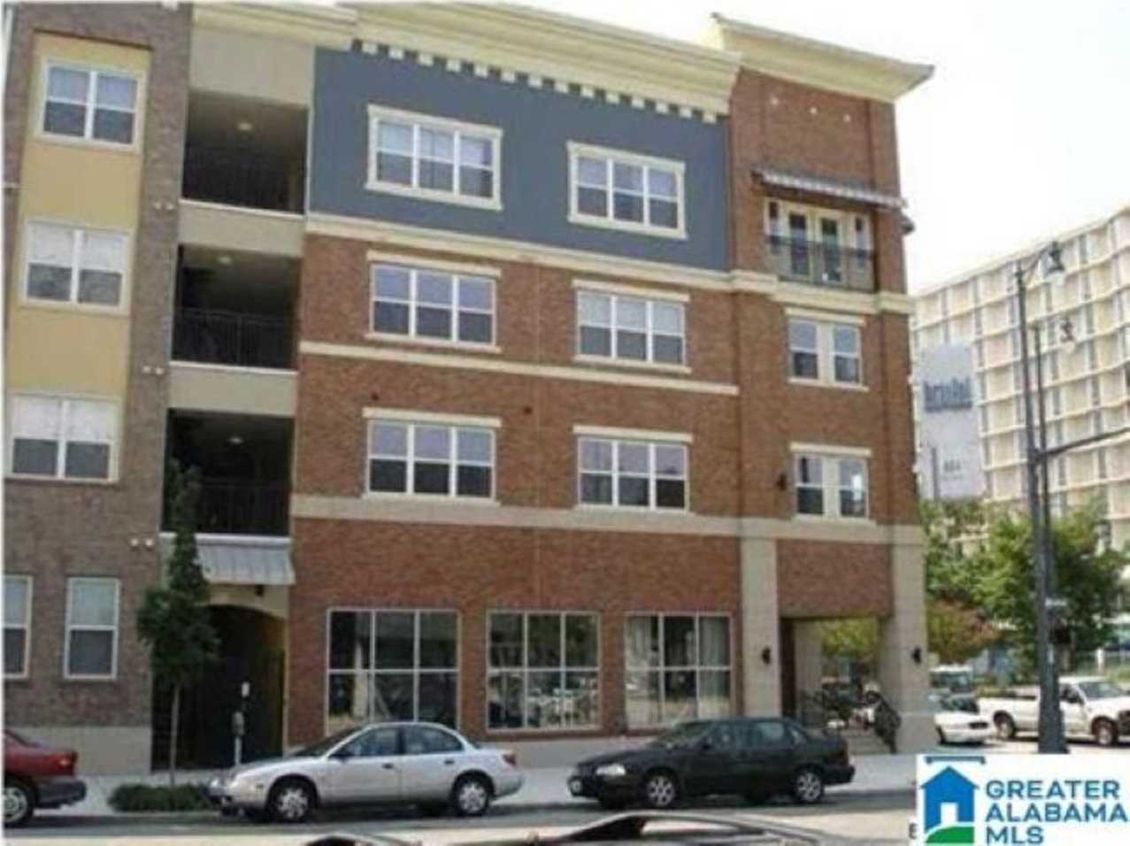 Sleek City Living: Oversized 2BR with Open Floor Plan