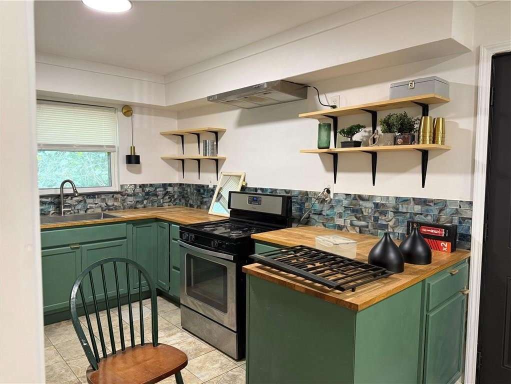 2352 Englewood Drive