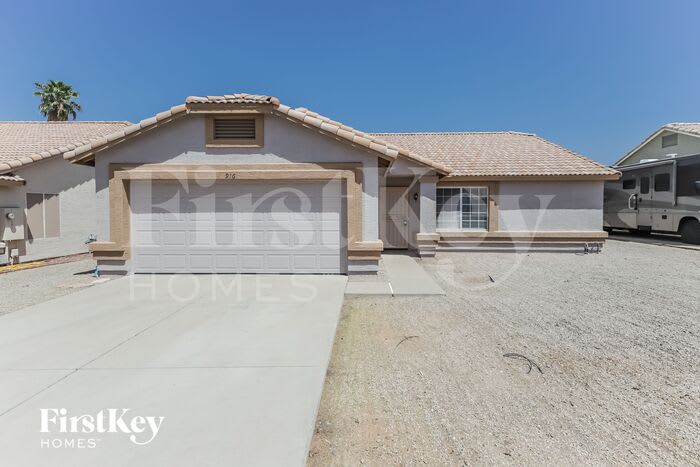 916 West 15th Avenue