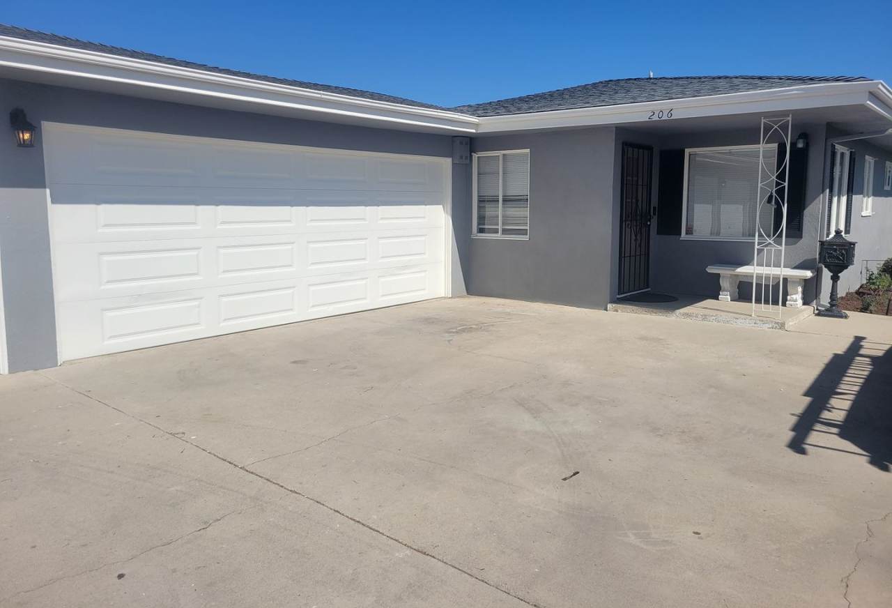 Great 2 Bedroom 2 Bathroom In Anaheim - Call Today