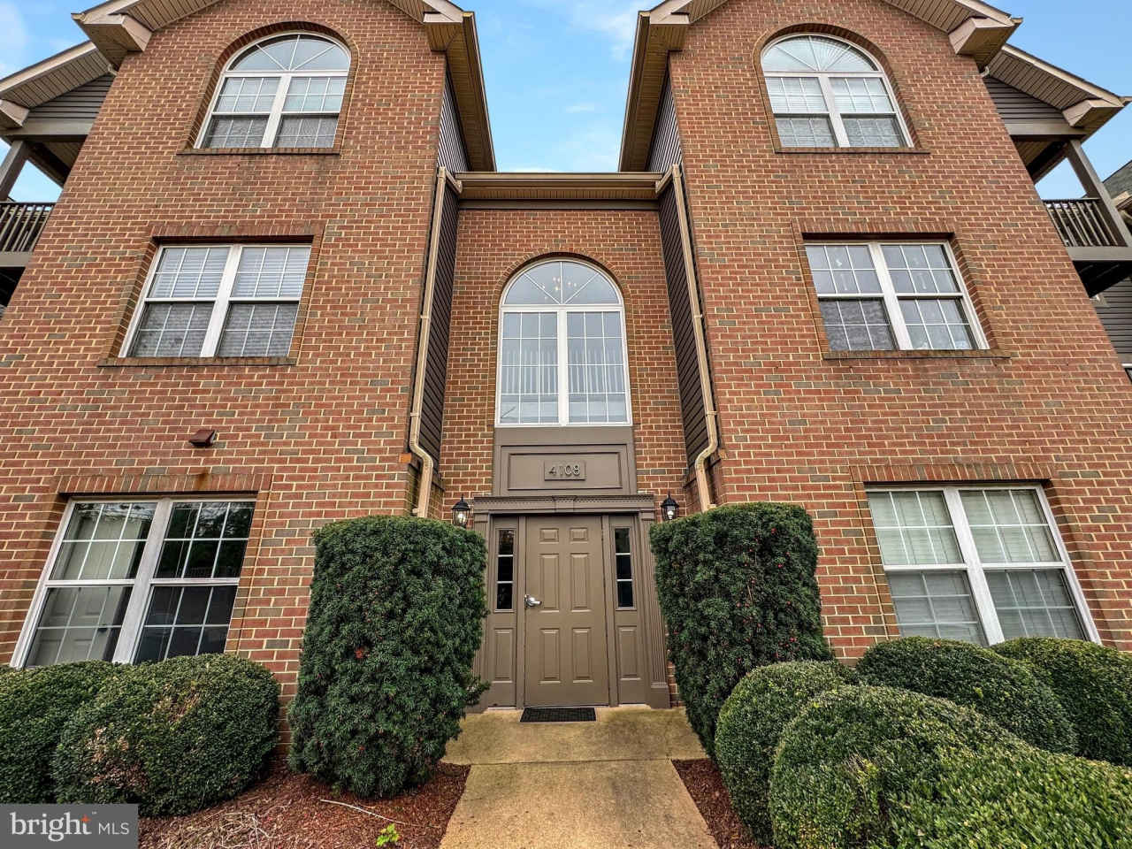 4108 MONUMENT Court unit: 101