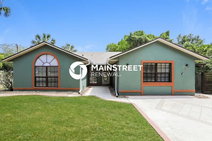 231 Lago Vista Street