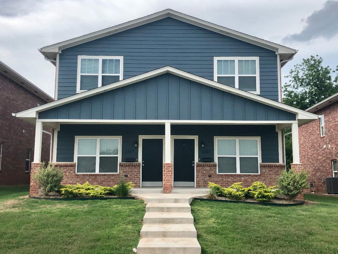 1217 East Main Street