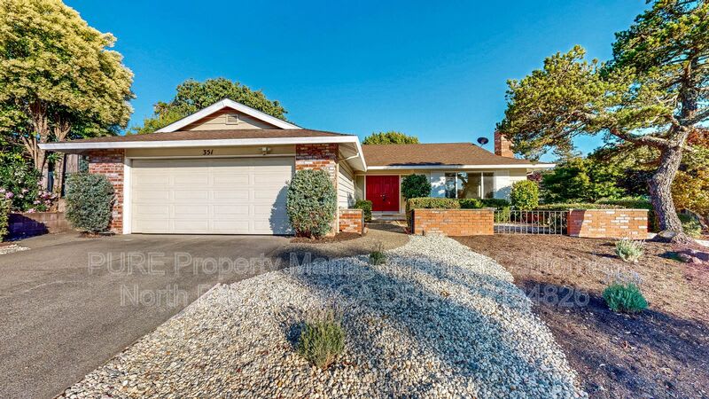 351 Belhaven Cir