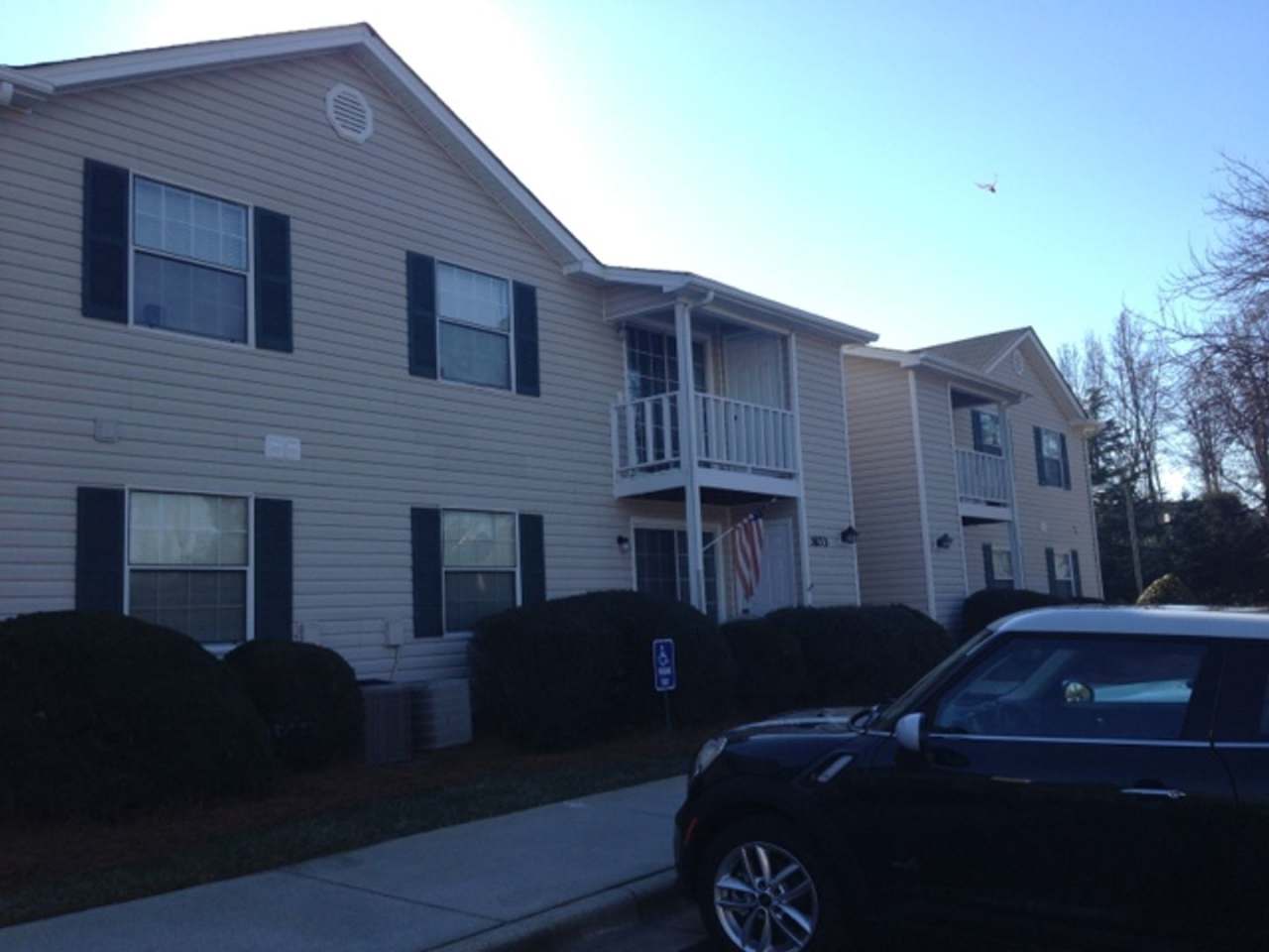 Charlestown Square Updated 2-Bedroom