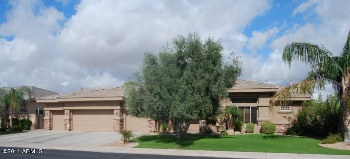 1530 W Grand Canyon Dr