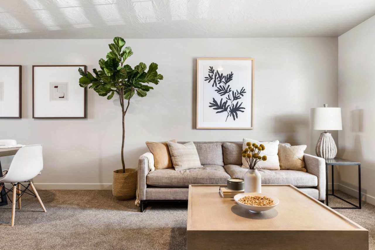 2 Bed 1 Bath in Hurricane!!