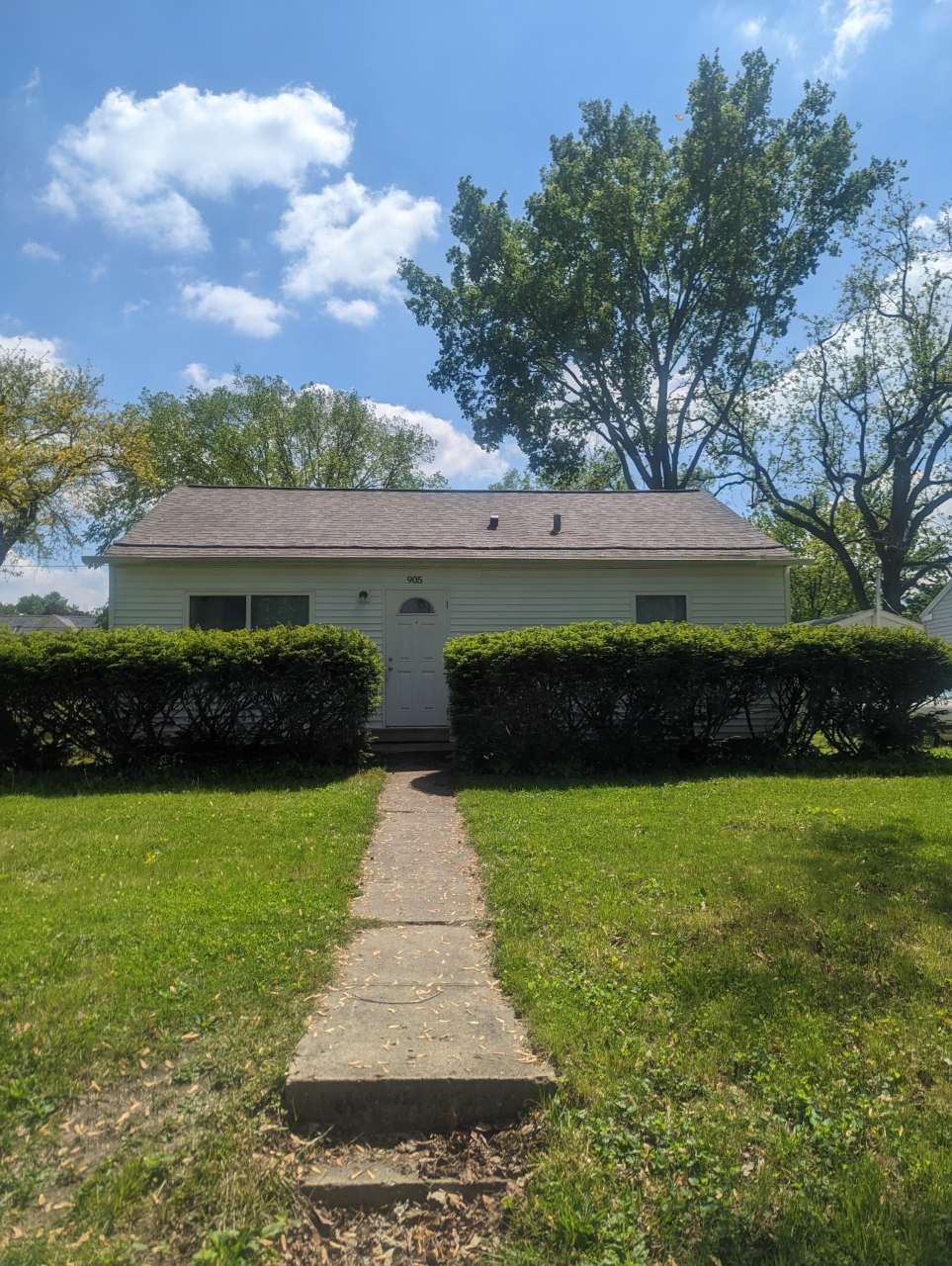 905 West Columbia Avenue