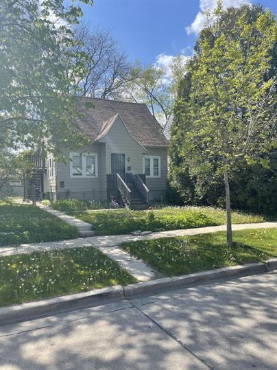 5689 North 41st Street