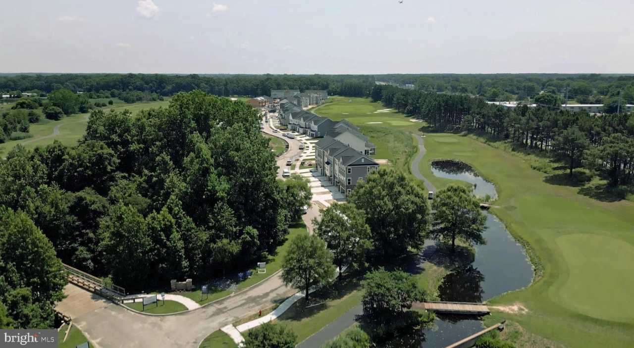 2110 WINTERBERRY Lane