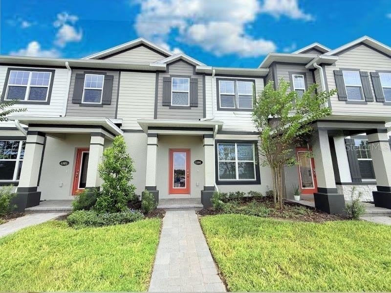 1395 MOUNT ROYAL DRIVE