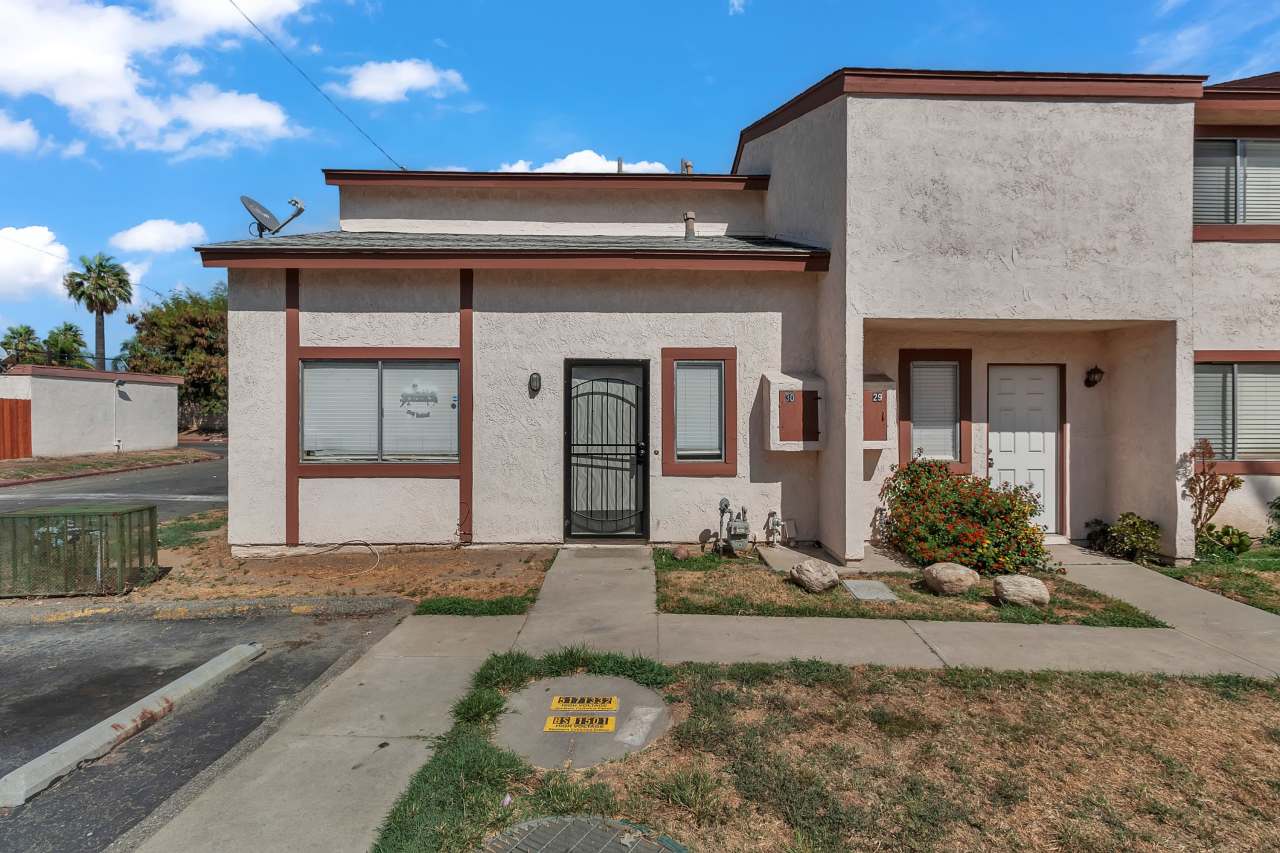 349 North Eucalyptus AvenueAPT 30