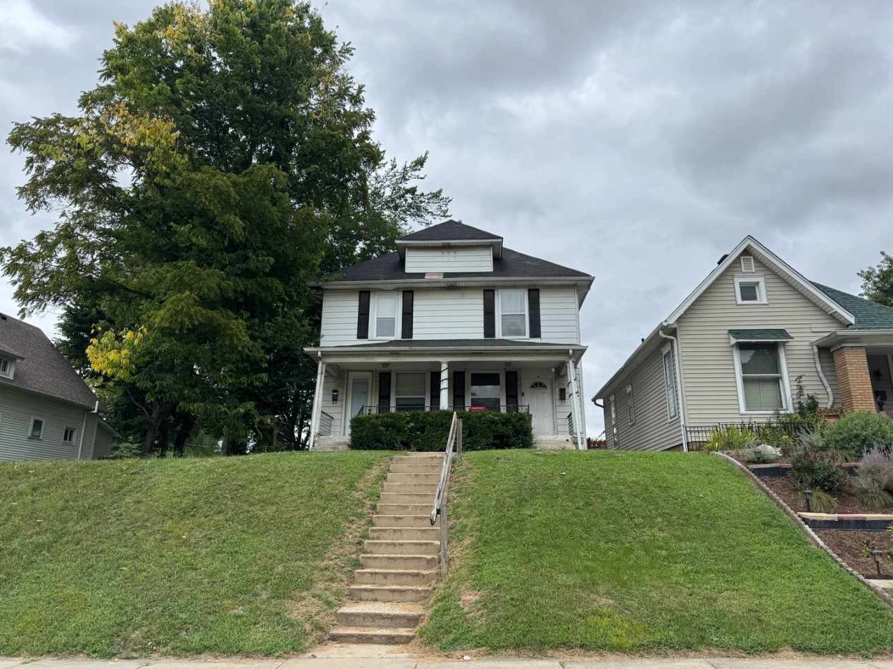 Now Showing this 2BR, 1BA duplex located at 2346 Coyner Ave., Indianapolis, IN