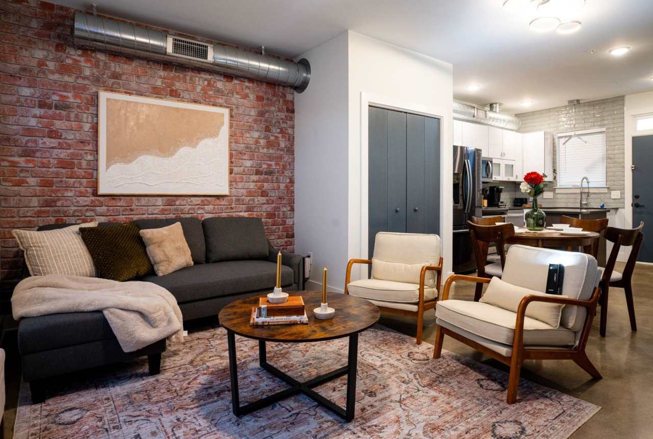 Brand new townhome offers the perfect blend of style, comfort, and convenience!