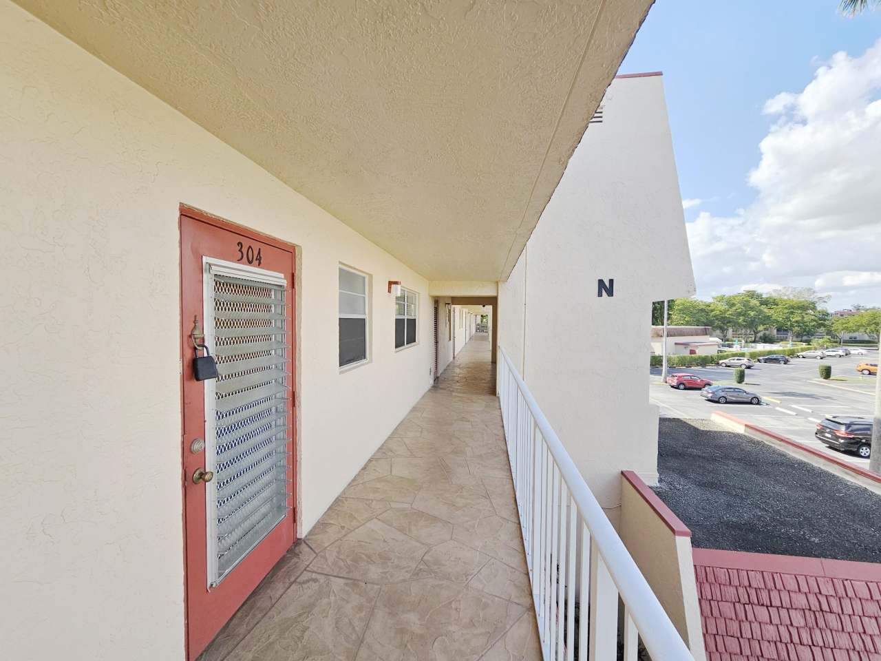 1000 Country Club Drive