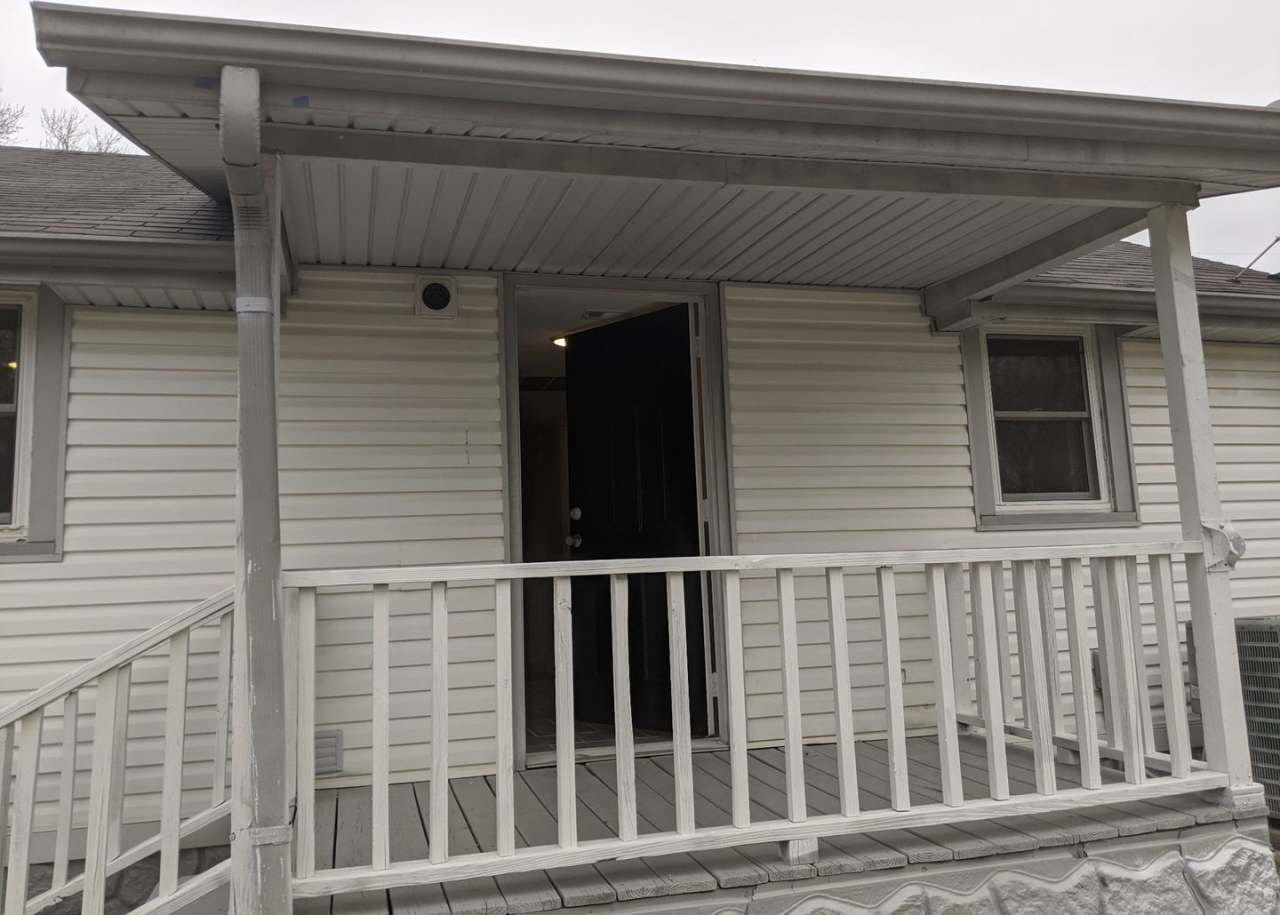 Charming Renovated 2 Bedroom Home in Gallatin