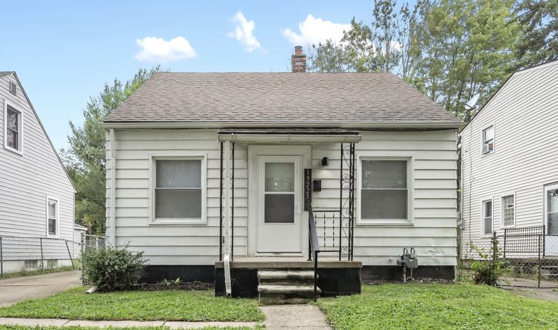 19223 Beaconsfield St.