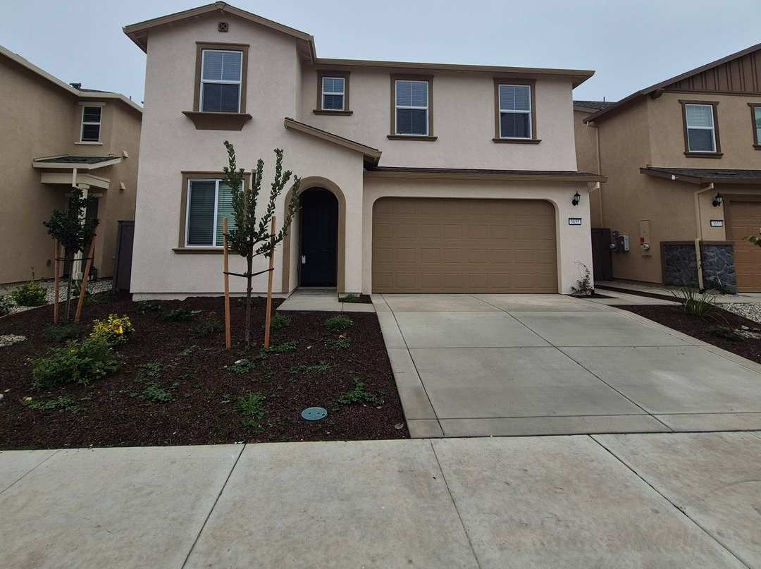 Brand New 4 Bedroom Home in Lennar's Cyan Community