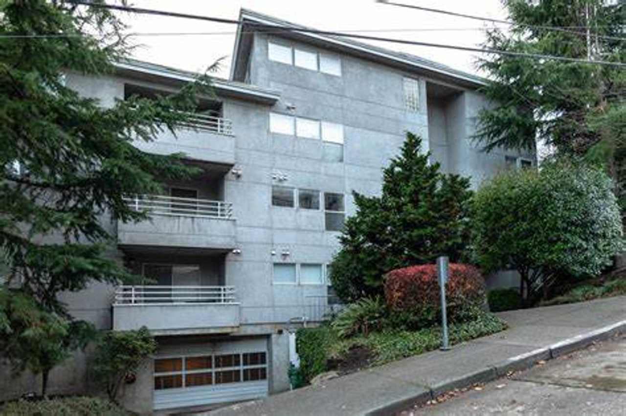 Boston West Apartments