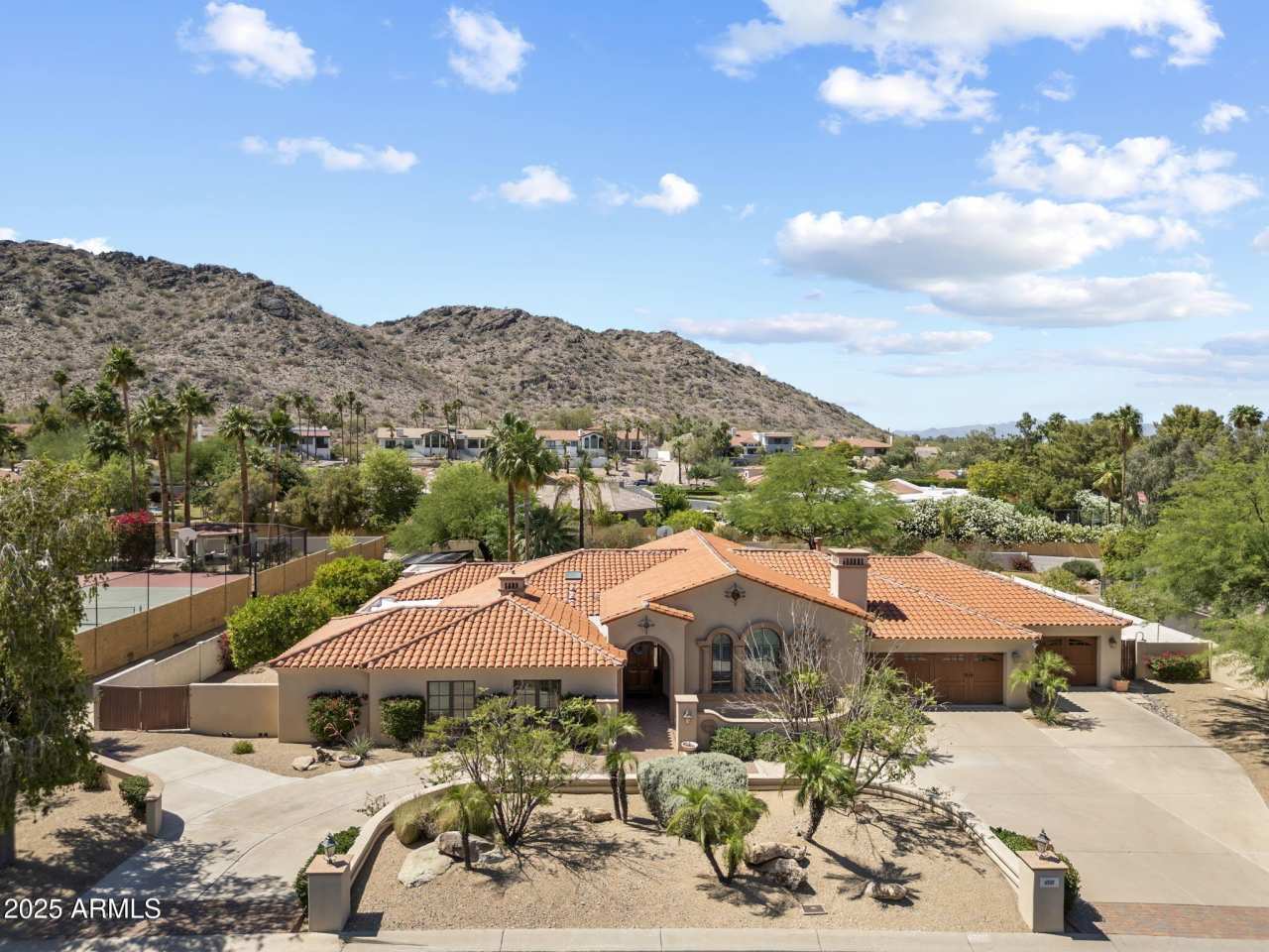 4520 E HORSESHOE Road