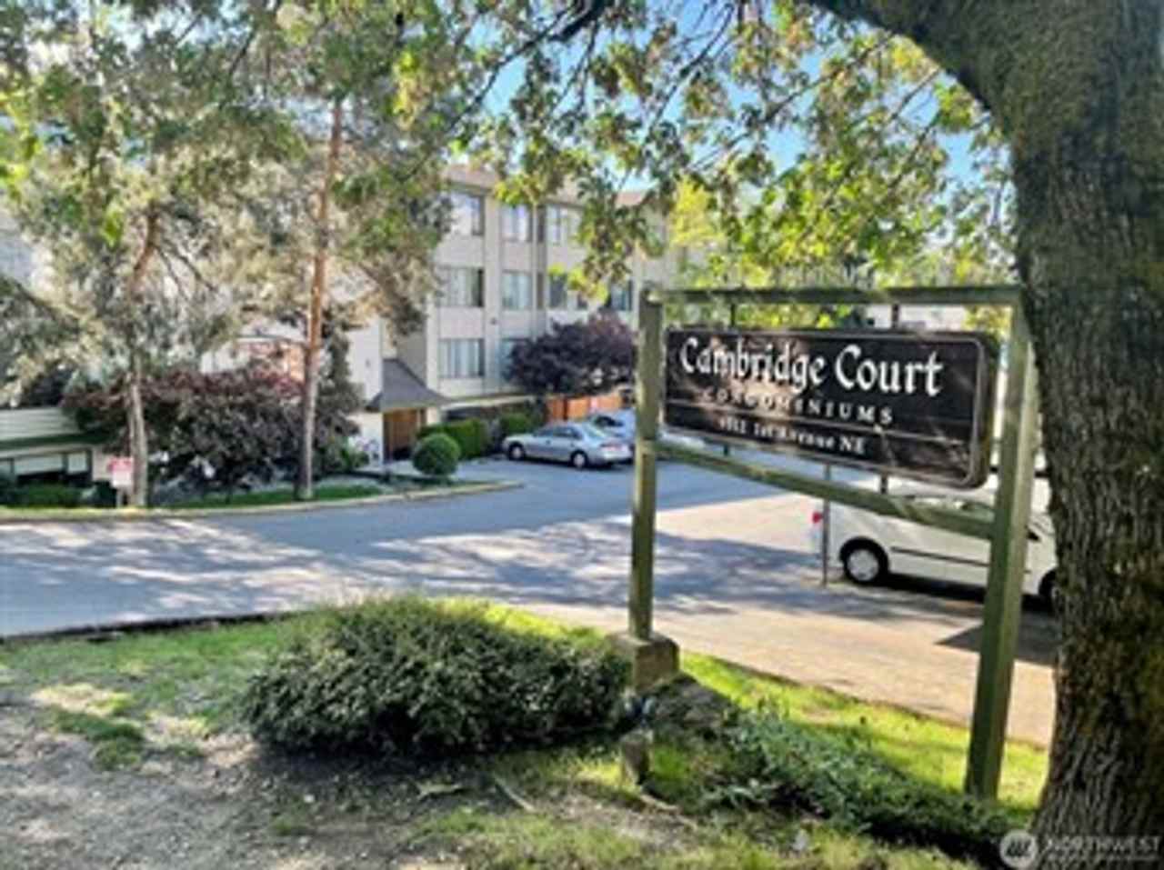 1 Bedroom Condo Available with washer/dryer and parking
