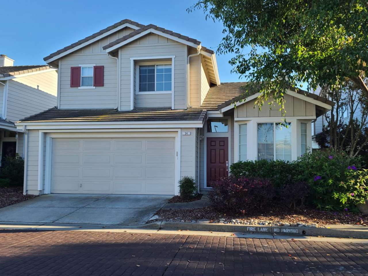 Gorgeous 2 story home available now in Gated Richmond,CA Community