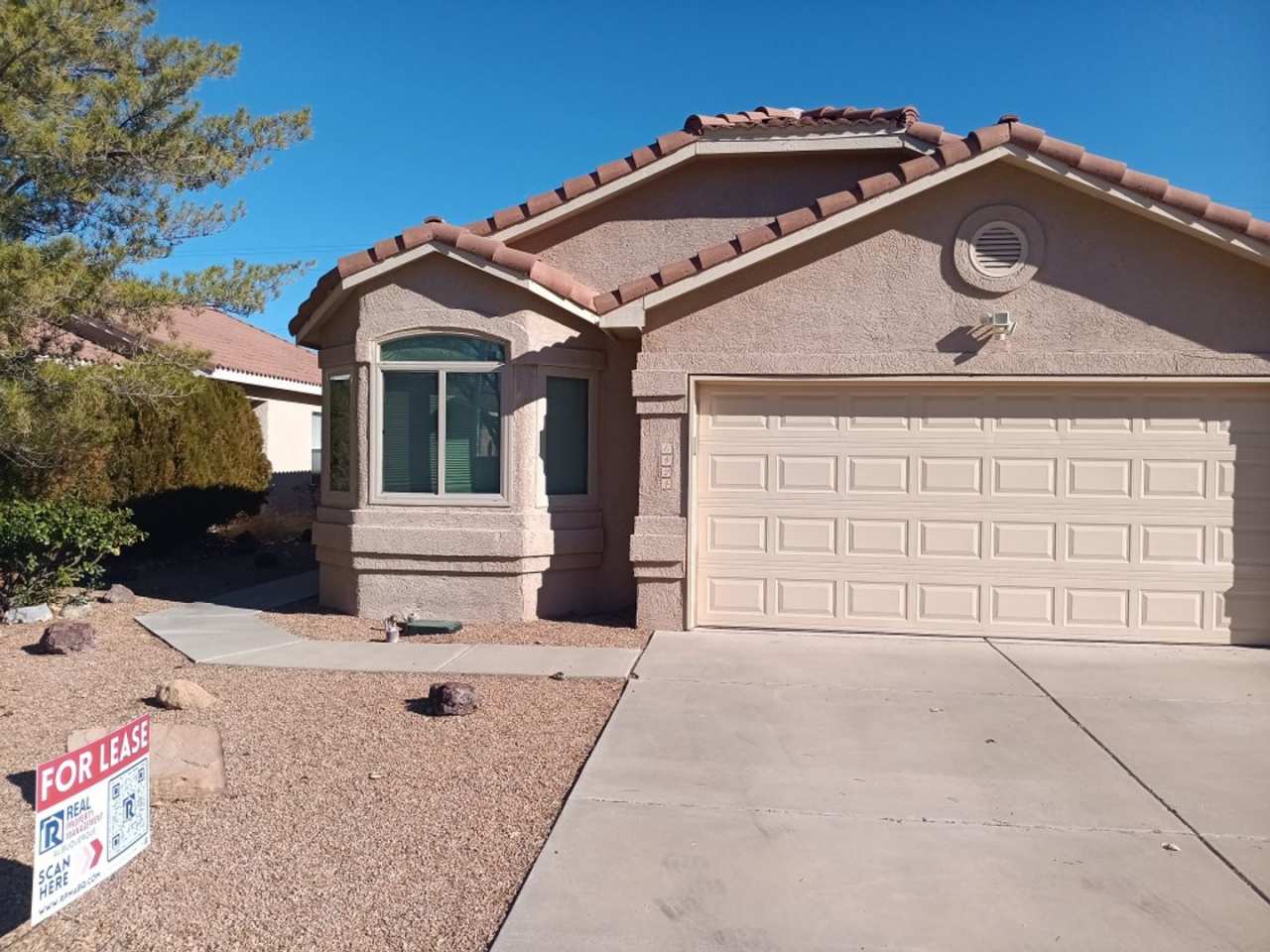 3 Bedroom, 2 Bathroom Home! Schedule a Showing Today!