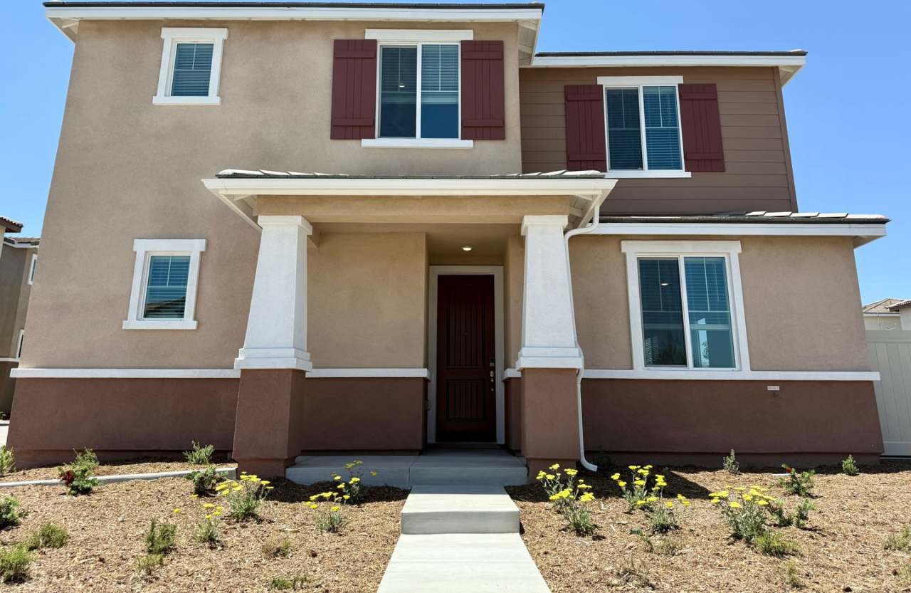 Brand New Luxury 2 story Home