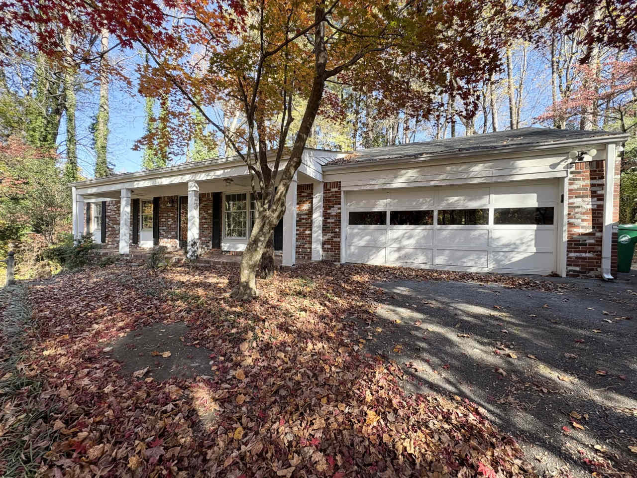 4625 Kings Down Road