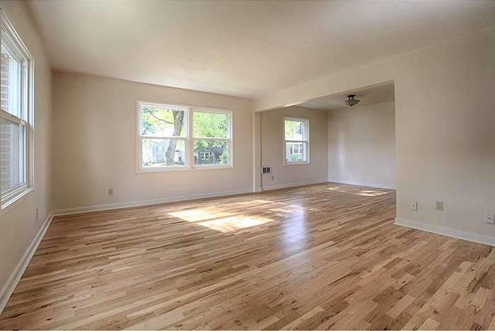 Stunning Retro Townhome!