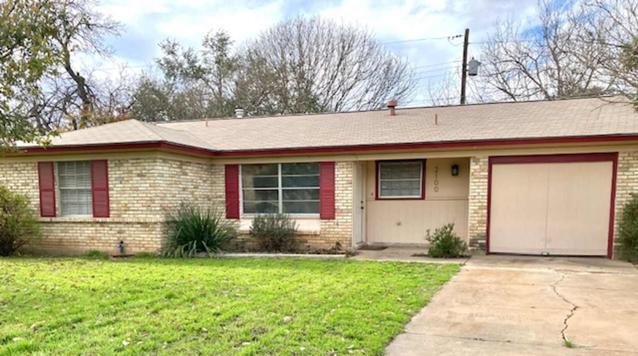 Great home in University Hills!