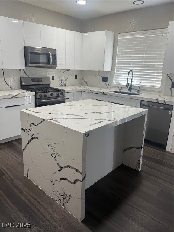 6409 Wild Chive Avenue