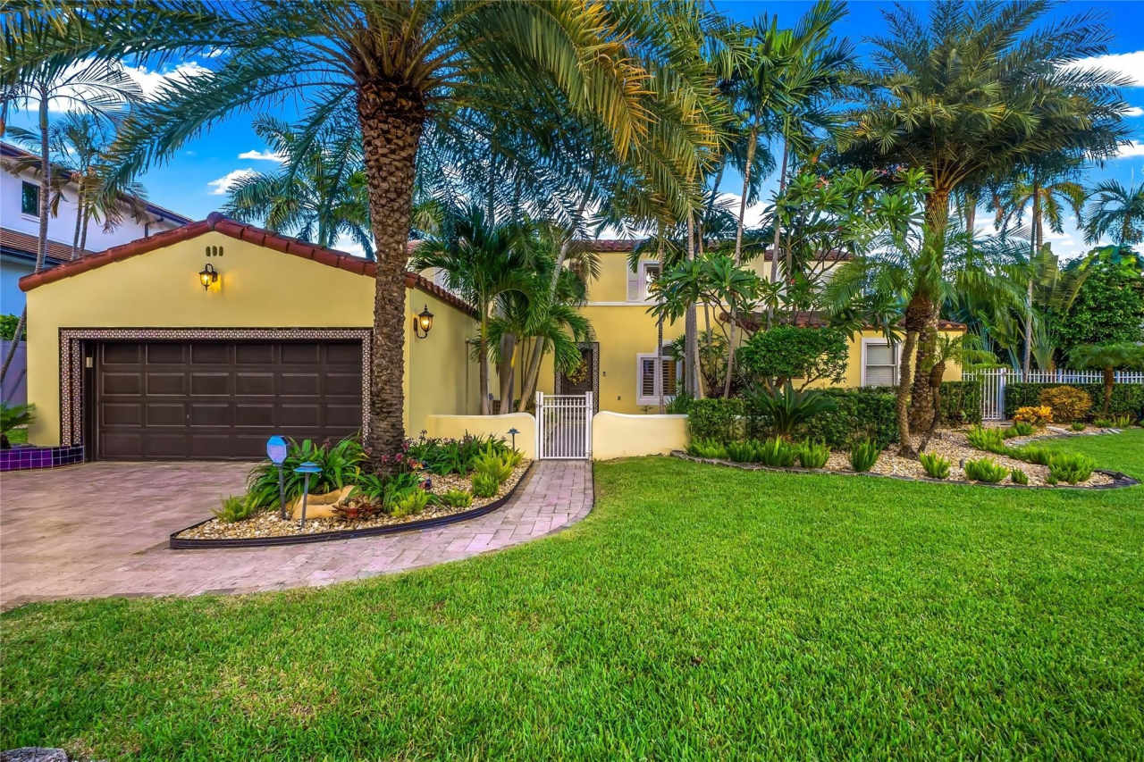 500 Royal Plaza Dr