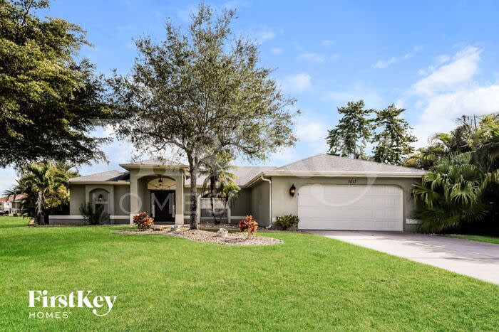 1017 Southeast 5th Avenue