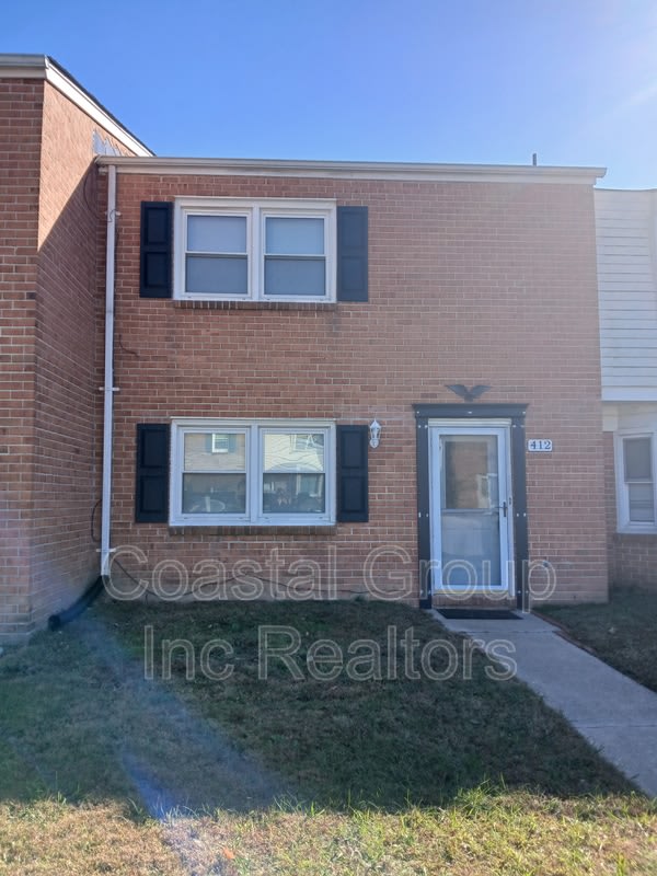 412 Chinaberry Circle