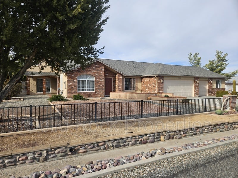 7920 E. Marigold Ln.