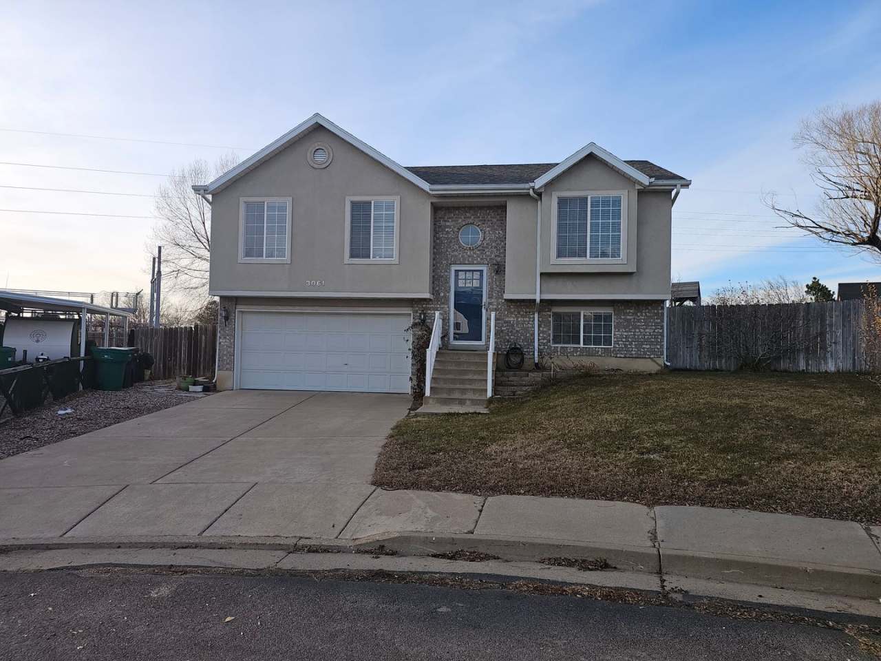 Spacious 4-Bed, 2-Bath Pet-Friendly Home with Central Air  2-Car Garage! - Available NOW!