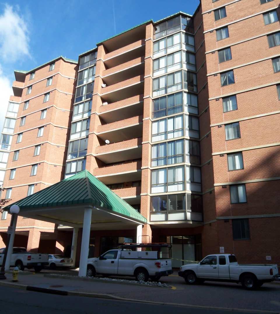 1001 N Randolph St Apt 516