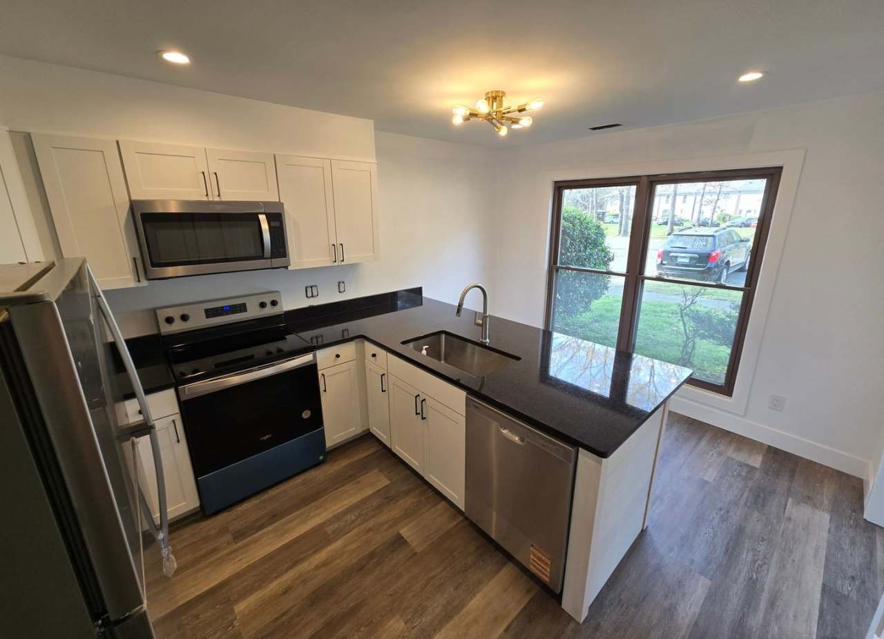 Charming 3BR Townhome in Durham