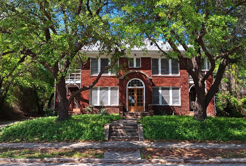 3228 Washington Street