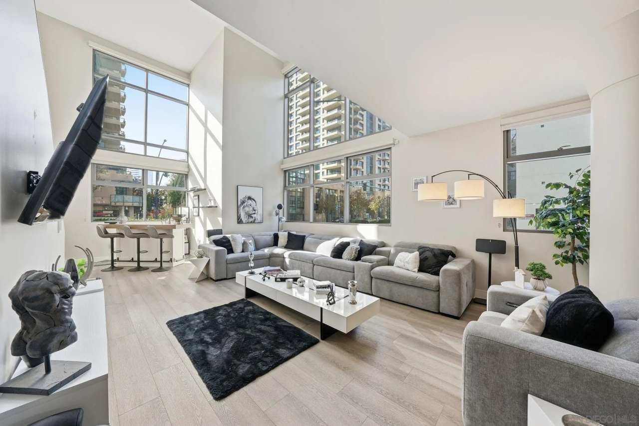 645 Front St unit: 104