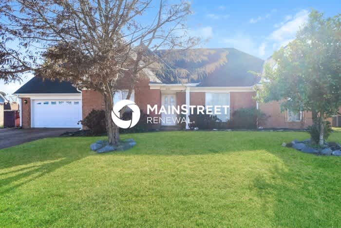 6123 English Ivy North