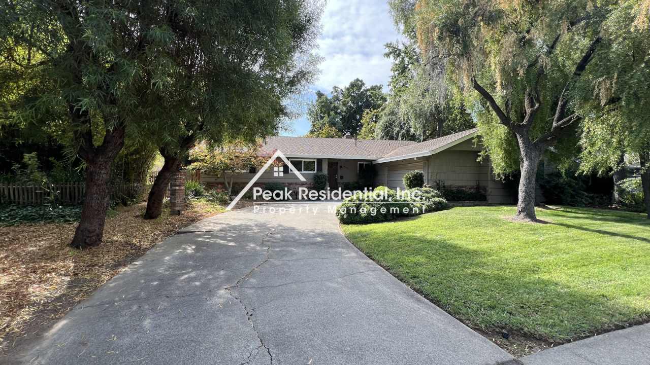 Updated 3bd/2ba Sacramento Home- Must See!