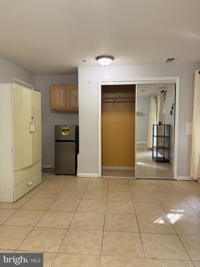 7906 ASHFORD Boulevard