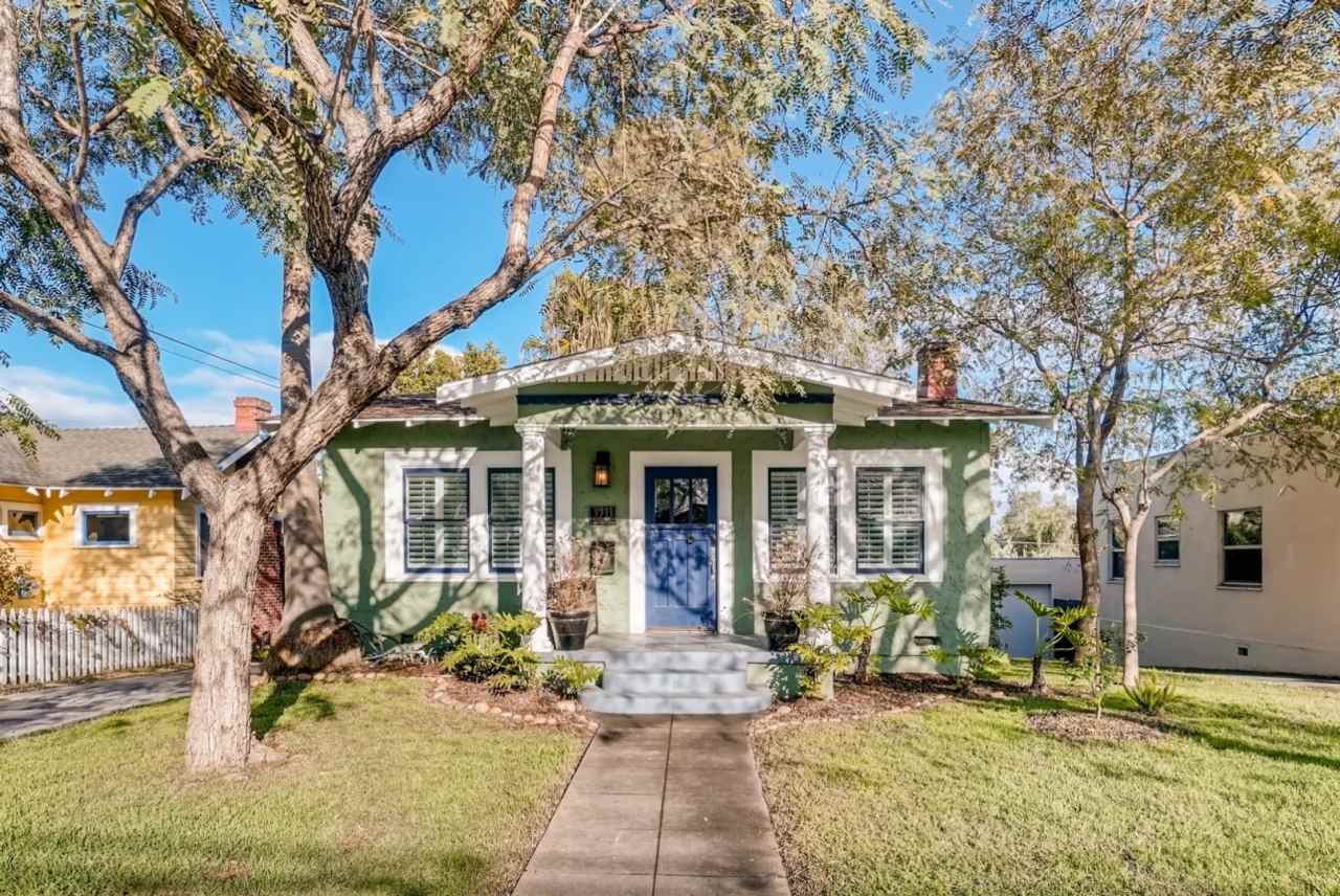 Quaint Remodeled 2 Bedroom Home in South Park