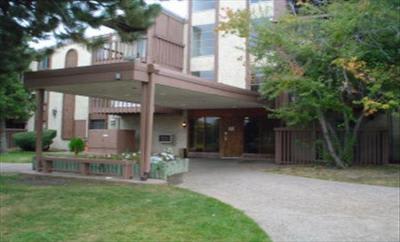 Wonderful 1 BR/1 BA Ground Floor Condo in Secured Bldg!