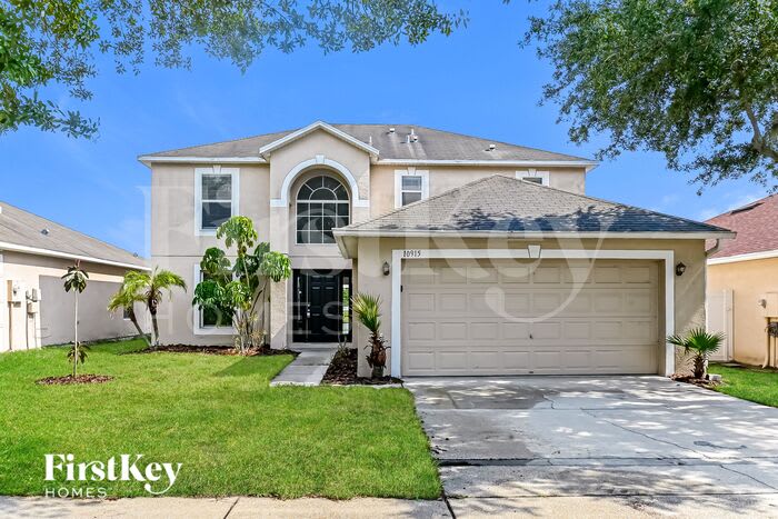 10915 Banyan Wood Way